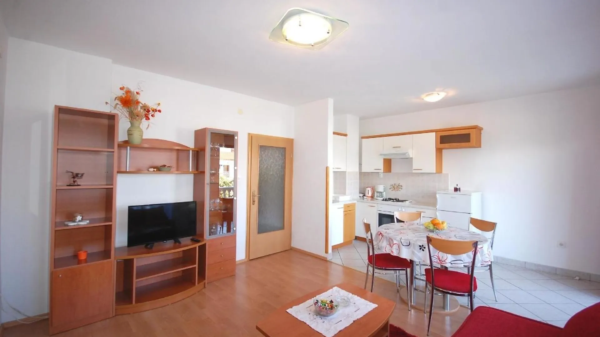 Ferienwohnung Fuer 4 Personen Ca 51 Qm In Njivice, Kvarner Bucht Krk
