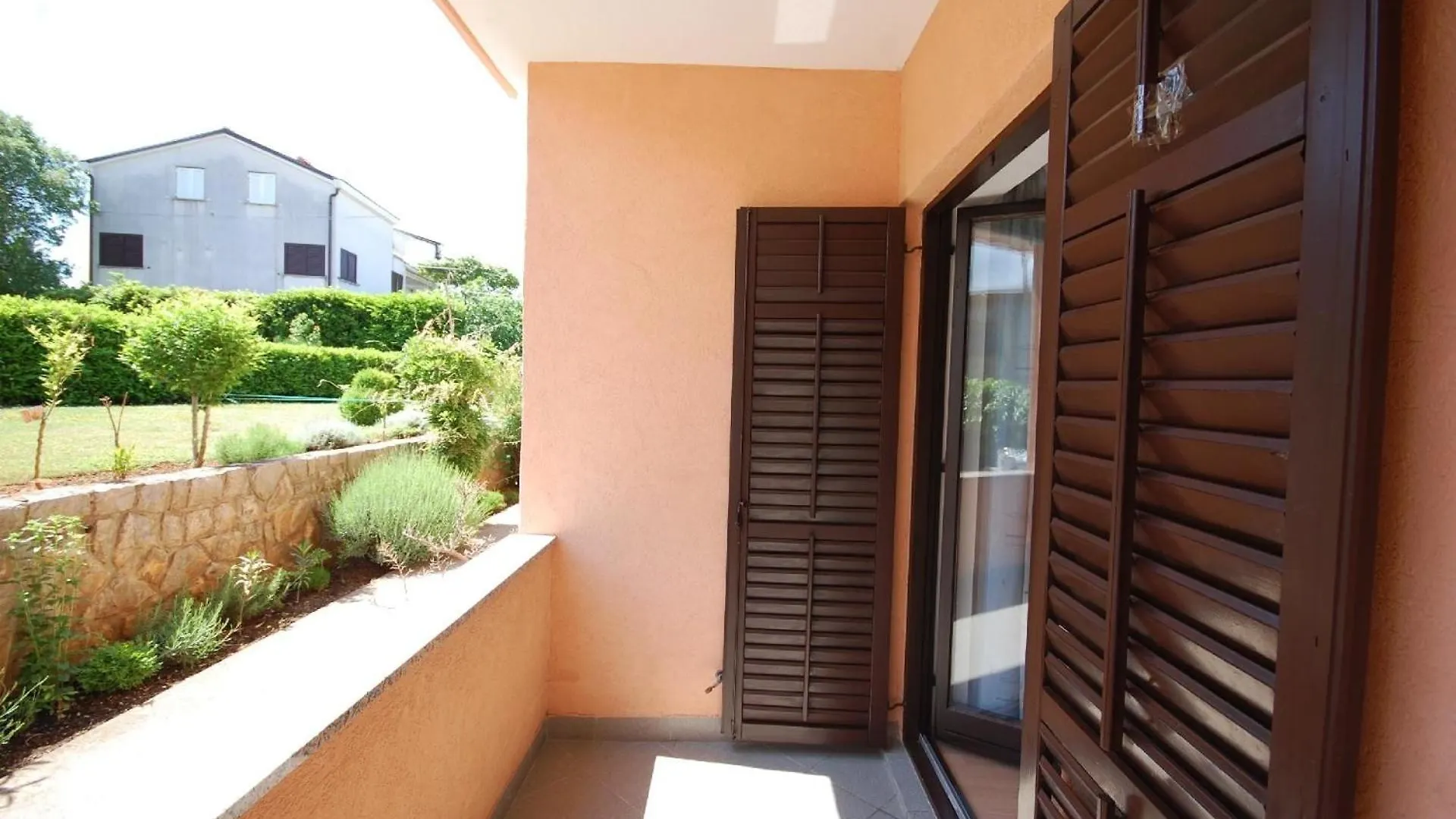 Apartment Ferienwohnung Fuer 4 Personen Ca 51 Qm In Njivice, Kvarner Bucht Krk