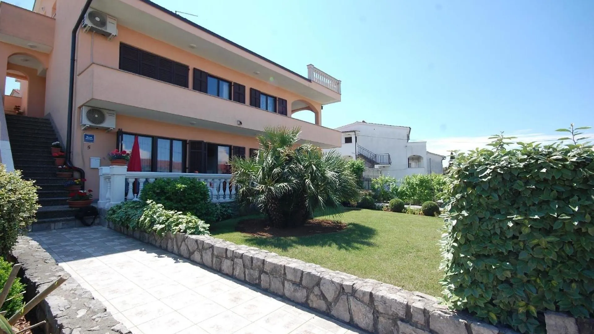 Ferienwohnung Fuer 4 Personen Ca 51 Qm In Njivice, Kvarner Bucht Krk Njivice