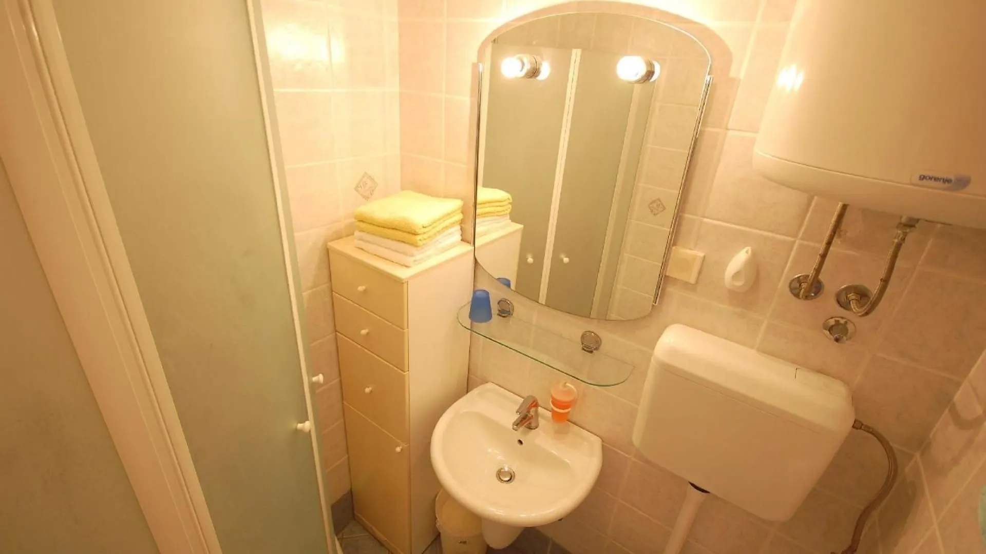 Ferienwohnung Fuer 4 Personen Ca 51 Qm In Njivice, Kvarner Bucht Krk 0*, Njivice Croatia